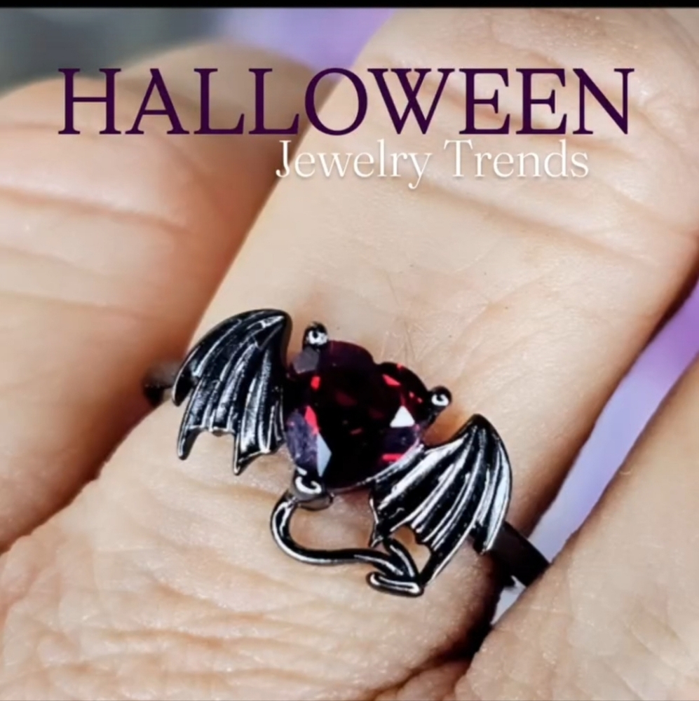NEW 925 Silver Dragon Ring with Deep Red GARNET